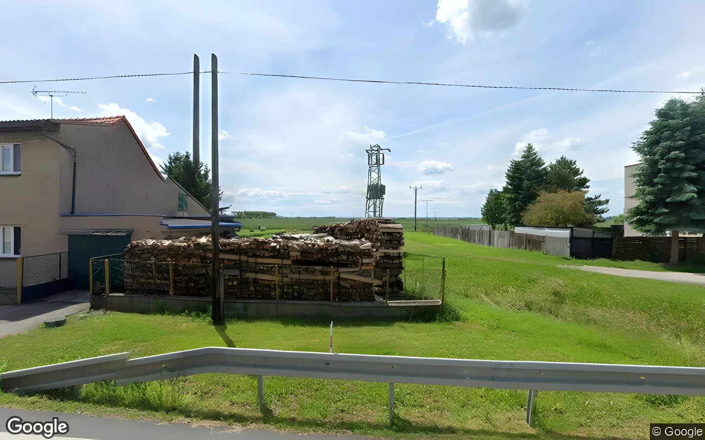Činěves 138