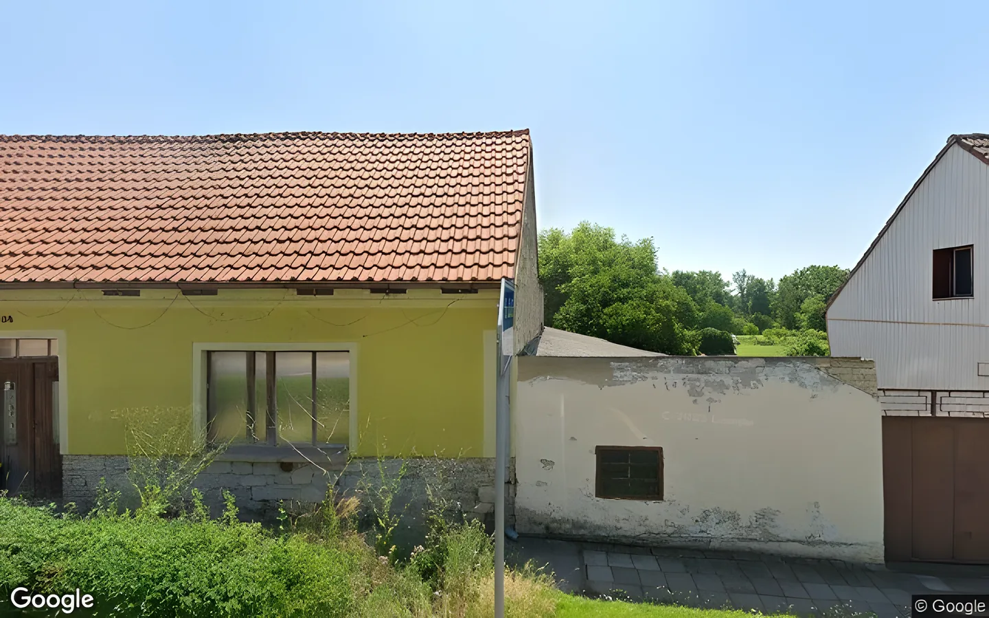 Pražská 496