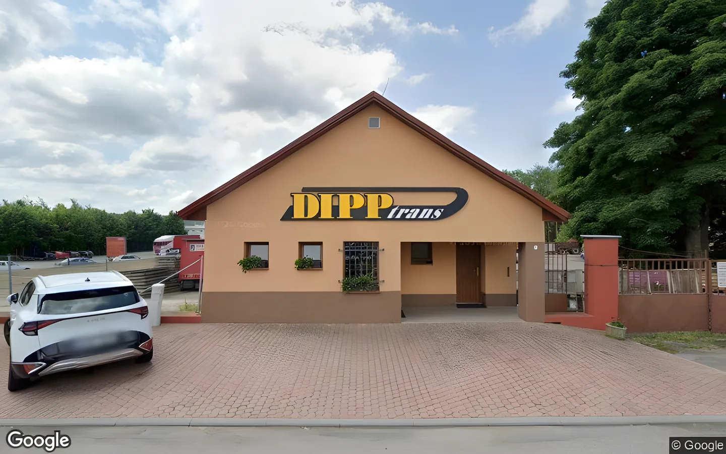 Nádražní 490