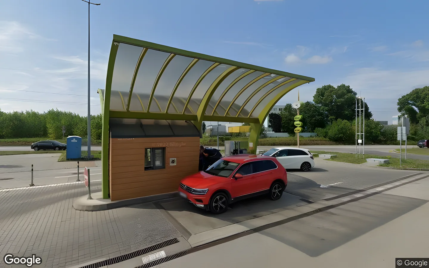 Orlen express Bratislava, Petržalka
