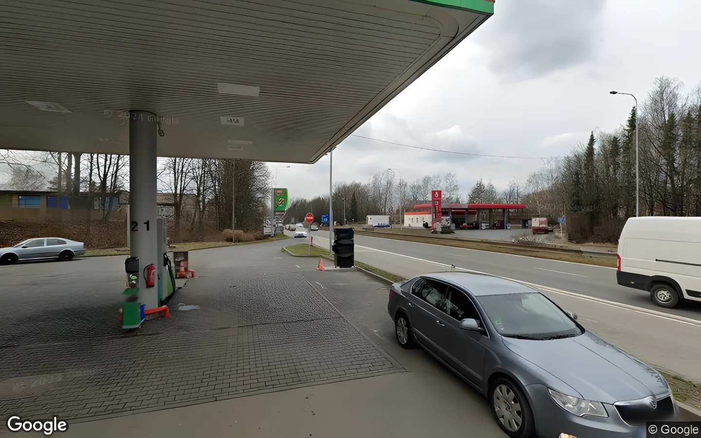 MOL