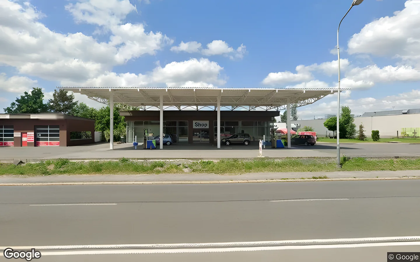 Road oil